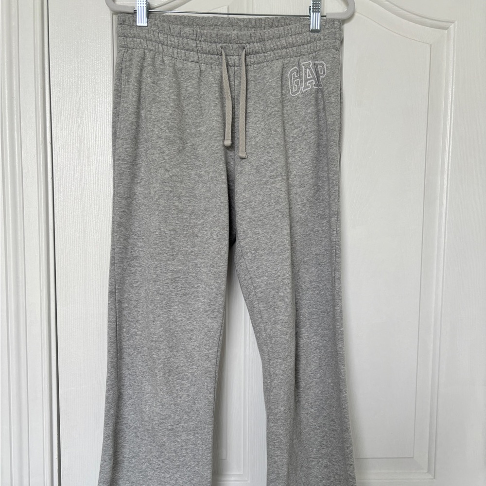 GAP Light Gray Sweatpants with Drawstring
